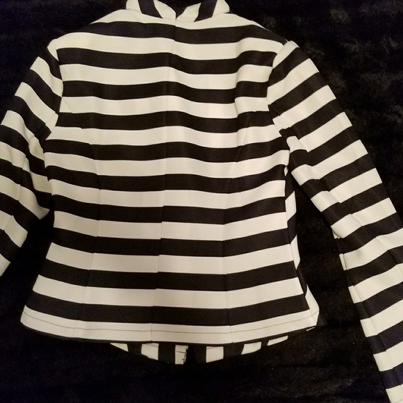 Jacket - Picture 3 of 3